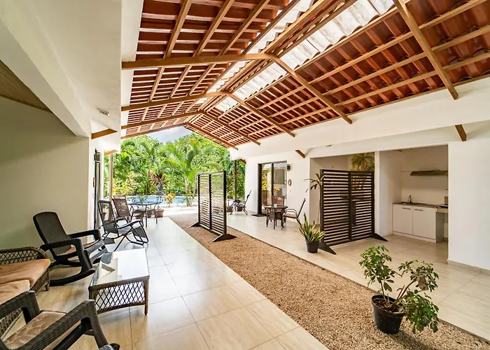 Hotel Perlitas Playa Samara